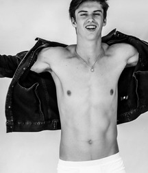 Lazyboi's Favorite Boy Spencer 6009adaaac3b6.jpg