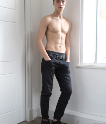 Lazyboi's 8th twink collection Tube Wonder Boys 62fa47fb264dd.png