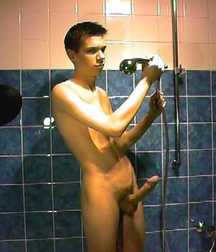 hot boys 1 58aeb2f75d5b3.jpg