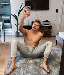 Boys of March Gay Porn 6221c70ce3944.jpg