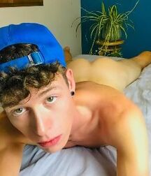 Boys of April Twink Spring Time Tube