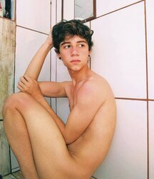Boys of April Twink Spring Time Tube 624a24627459b.jpg