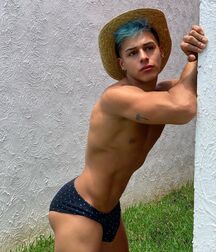 It´s summer, all boys nude sexy shown 62eaf35642bb2.jpg