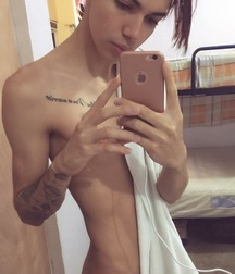 Hot Boys 7^^ 5c8fc8f64ec39.jpg