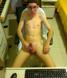 Hot Boys 8^^ 5c926ff5efd54.jpg