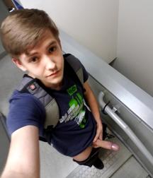 Hot Boys 11^^ 5c9fb9f0bd14f.jpg