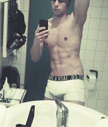 Bulges 13^^ 5ca2444ed3f51.jpg