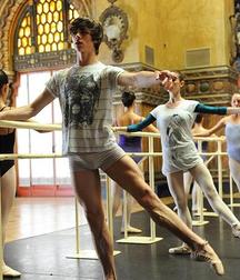 Bulges 14^^ 5ca8f67912cd2.jpg