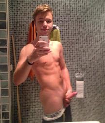 Hot Selfies^^ 5cab934b3f59d.jpg