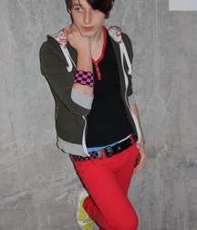 Bulges 22^^ 5cc0b1900efa5.jpg