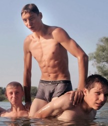 Bulges 33^^ 5ce2e6681d1e4.jpg