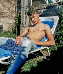 Bulges 35^^ 5ce7e8fb4ba77.jpg