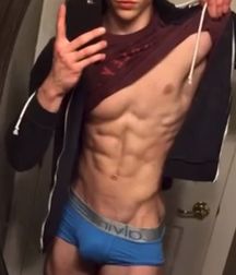 Bulges 38^^ 5ced7a458a202.jpg