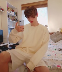 Hot Boys 41^^ 5cf1a88dd1b69.jpg
