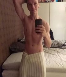 Hot Boys 44^^ 5cf928daf0df0.jpg