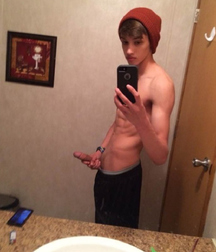 Hot Boys 47^^ 5cfd494b29aa6.jpg