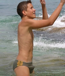 Bulge 47^^ 5d038d2437031.jpg