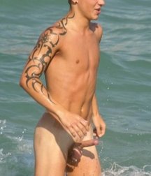 Hot Boys 62^^ 5d0a6f07207a2.jpg