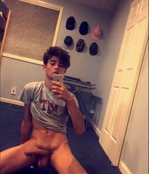 Hot Boys 63^^ 5d0d1d1889fc3.jpg