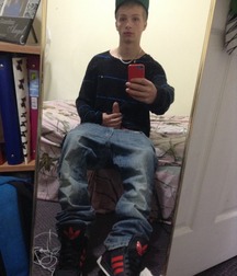 Hot Boys 77^^ 5d337d1621686.jpg