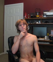 Hot Boys 81^^ 5d486c0b2917f.jpg