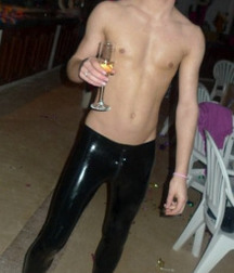 Hot Boys 88^^ 5d4dcc4745a0a.jpg