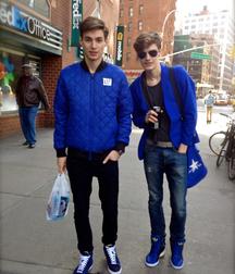 Hot Boys 90^^ 5d4f23634ef95.jpg