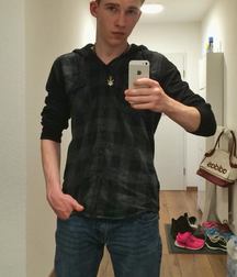 Hot Boys 107^^ 5d6d688e09348.jpg