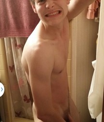 Hot Boys 123^^ 5d8cead62b3d2.jpg