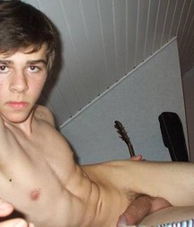 Hot Boys 125^^ 5d8e5de4bb835.jpg
