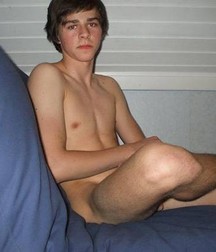 Hot Boys 125^^ 5d8e5de74501a.jpg