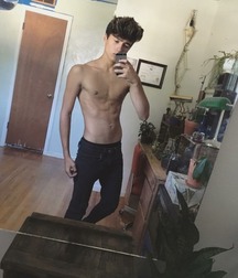 Hot Boys 132^^ 5d90fdab3c1aa.jpg