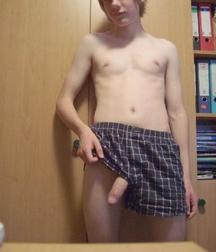 Hot Boys 151^^ 5dab6064b10b7.jpg