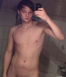 Hot Boys 153^^ 5dac8819bd12e.jpg