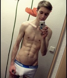 Hot Boys 158^^ 5db1e97f1dd9e.jpg