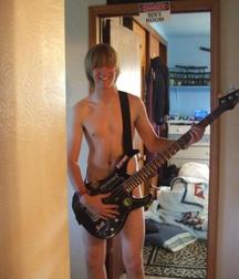 Hot Boys 175^^ 5dc5b62d482e6.jpg
