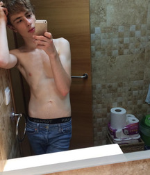 Hot Boys 177^^ 5dc8678768c22.jpg