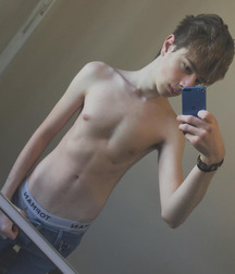 Hot Boys 177^^ 5dc8678bd3571.jpg