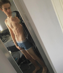 Hot Boys 177^^ 5dc8679574ae6.png