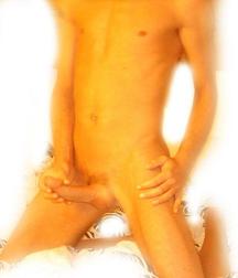 Hot Boys 182^^ 5dcedc9e633c4.jpeg