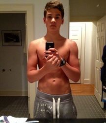 Hot Boys 184^^ 5dd2bb5c9eb50.jpg