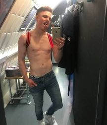 Hot Boys 197^^ 5ded4f1c5aa41.jpg