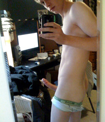 Hot Boys 198^^ 5ded4fcaa2f7e.jpg