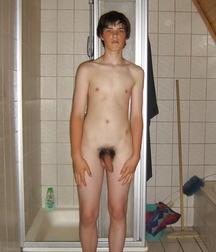 Hot Boys 202^^ 5df501c03facb.jpg