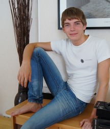 Hot Boys 220^^ 5e1623f5e3a87.jpg