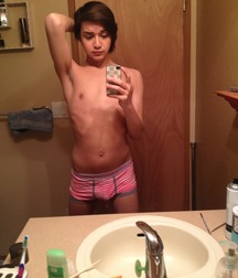 Hot Boys Porn 237^^ 5e387fc0c3301.jpg