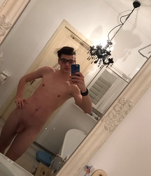 Hot Boy 276^^ 5eda95369a0d2.jpg