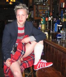 Michel at the kitchen 1 57c2011a4f12e.jpg