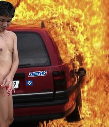 Justin and snickers 59aba32c6f2ca.jpg