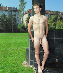 Michels not blond Boys 59cc0d5cdcd0b.jpg